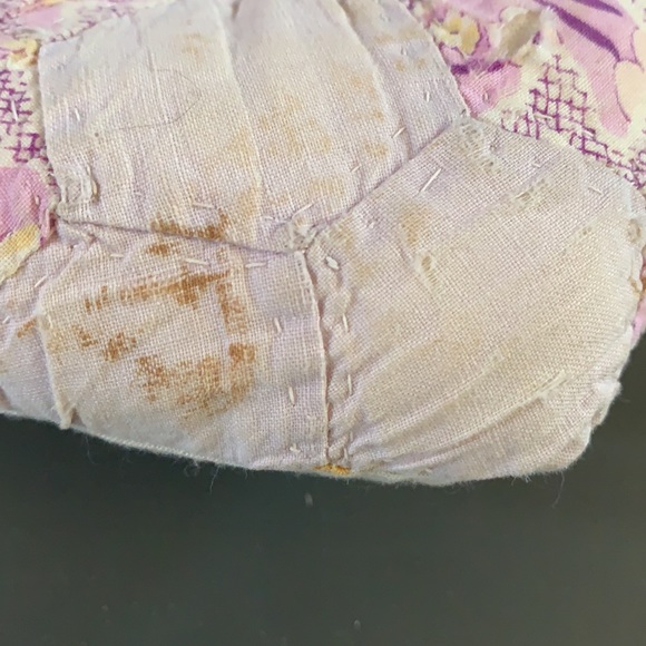 Cute hearts wall hanging made from old quilts 36” - Picture 8 of 8